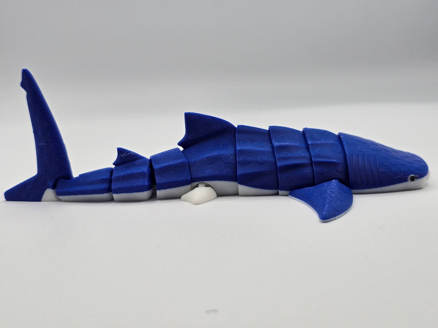 Articulated Whale Shark Figure – Flexible Ocean Desk Decor