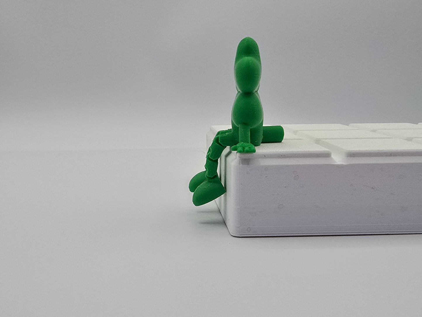 Mini Shamrock Sitting Decor (2x2.5 inches)