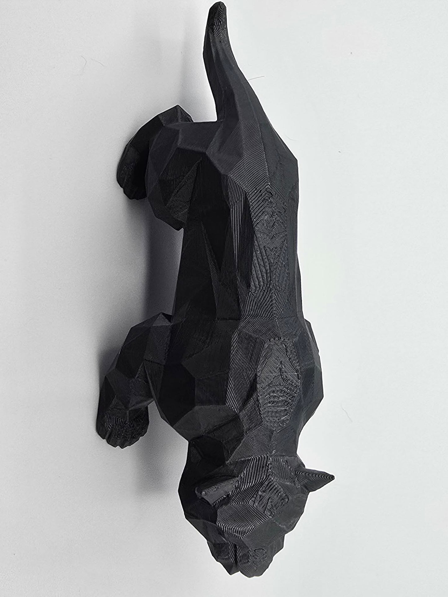 3D Printed Low Poly Sabertooth Tiger – Geometric Animal Shelf Decor – 6 Inch
