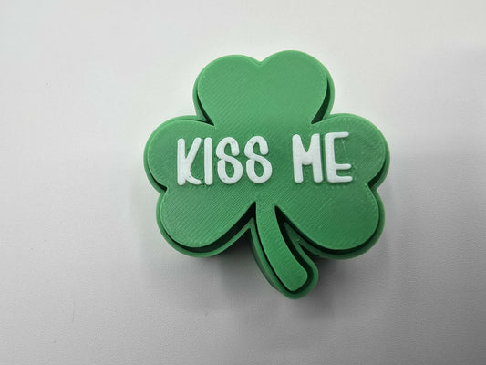 Shamrock Clicker – 3 Leaf “Kiss Me” Edition